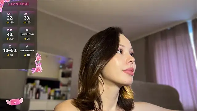 Chatroom XXX en direct de Inessagirl