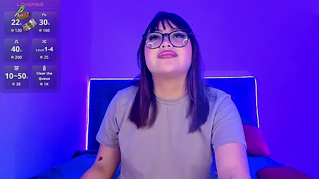 XXX chat uživo modela pao_foxxie