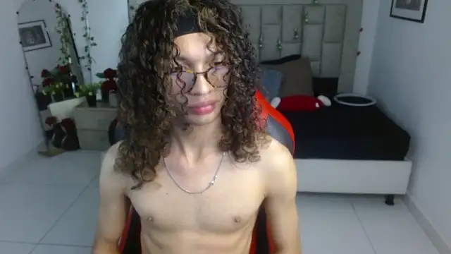 Axel_fox77 Chat XXX in diretta