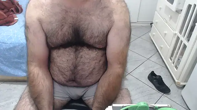 MysterBearMG Live XXX-chat