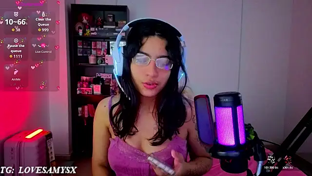 Lovelyamyy Chat XXX live