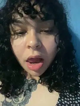 Chat XXX en directo de Kimberliprivv