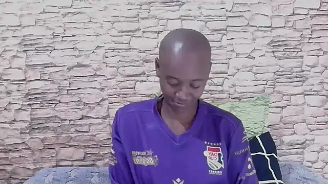 XXX chat uživo modela EbonyOlive69
