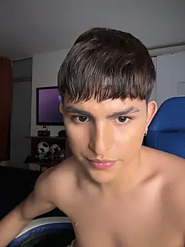 Chatroom XXX en direct de Lyam_ap