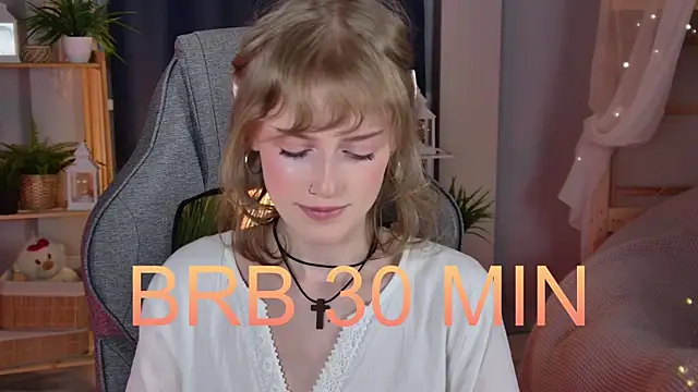 Chat +18 de KiraMontoya ao vivo