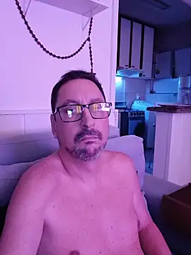 FocussedFreckle Live XXX Chat