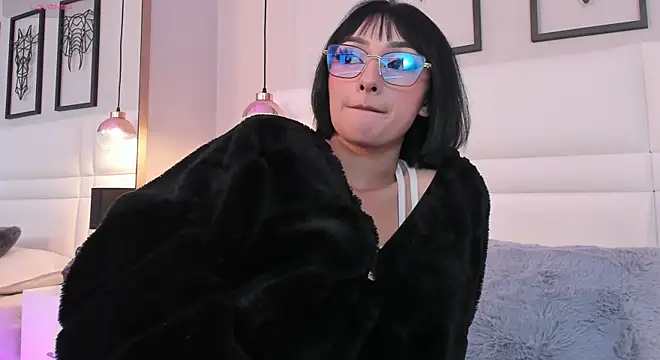 RaquelHyde_ Adlı Modelin Canlı XXX Sohbeti
