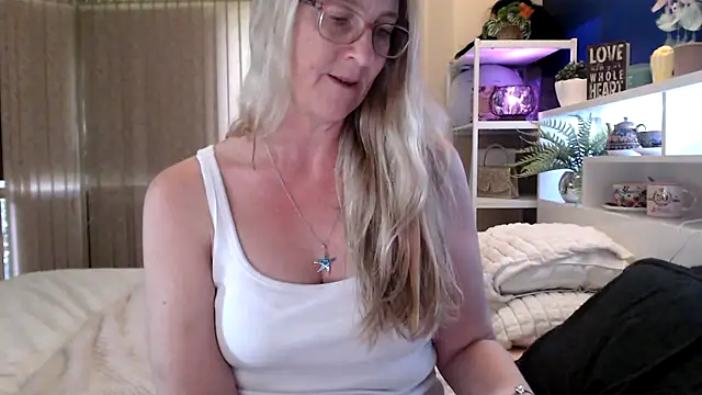 Chat XXX ao vivo de Arseralian-Cougar