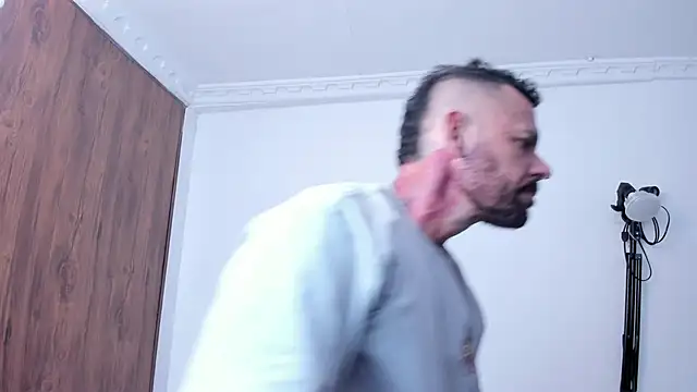 HardenedDad Live XXX-chat