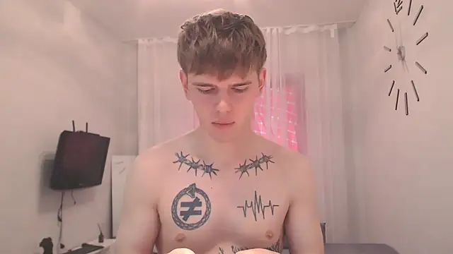 Онлайн чат XXX Fredd_Xanders