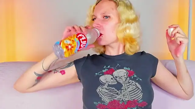 LikiLips Live XXX-Chat
