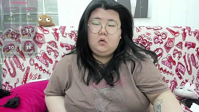 Nadine_asian's Live XXX Chat