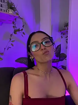 Im_sofiaaa élő XXX-chatje