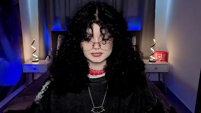 צ'אט XXX בשידור חי של MileyRood