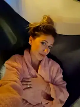 CelynaRoss Live XXX-chat