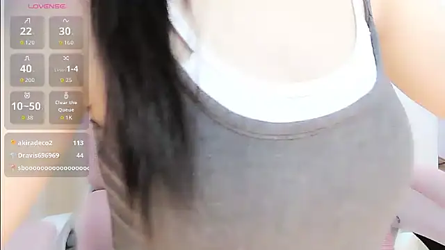 shynana live XXX chat