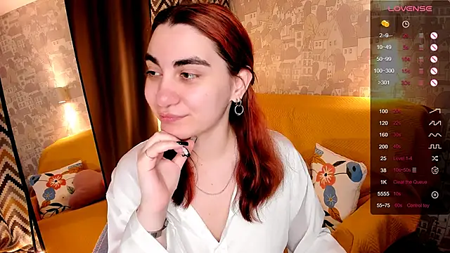 Chat XXX en directo de hannacheekss_