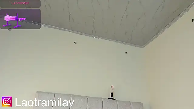 XXX chat uživo modela MilaVelour