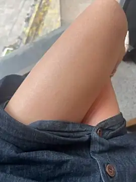 yimisun01's Live XXX Chat