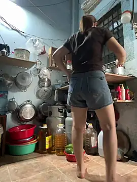July-lovee 现场XXX聊天