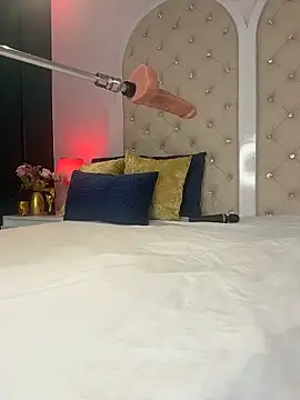 XXX chat uživo modela caroline_adams_