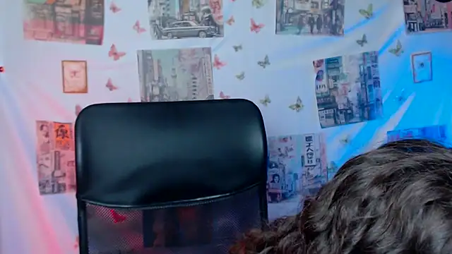 XXX chat uživo modela _SusieSu_