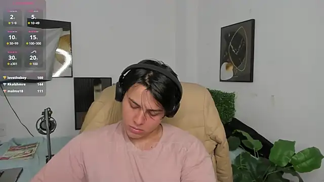 Thom_Ohtani's Live XXX Chat