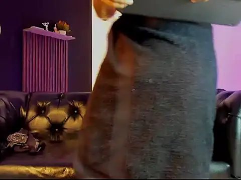 Živý XXX chat TitoBell