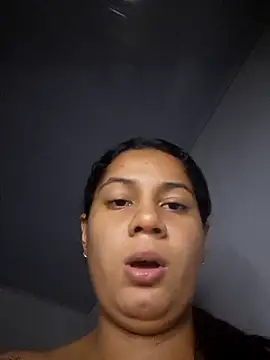 emperatrizcute29's Live XXX Chat