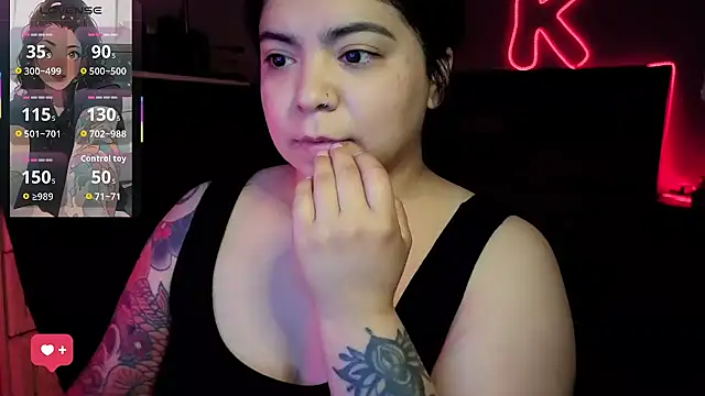 Živý XXX chat kimmiakiss22