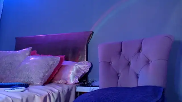 karlablue_'s Live XXX Chat