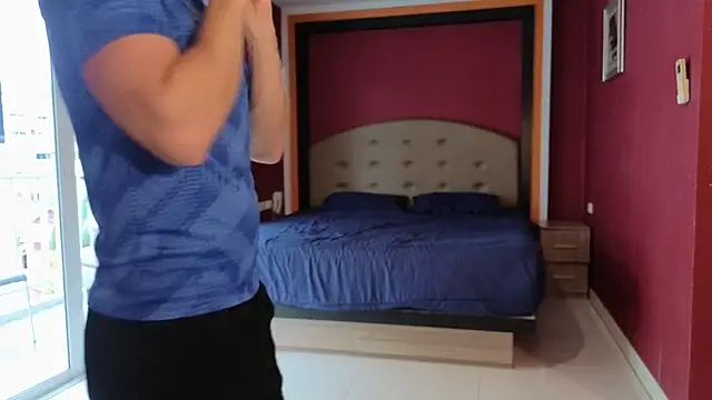 XXX chat uživo modela AlansonofDaddy