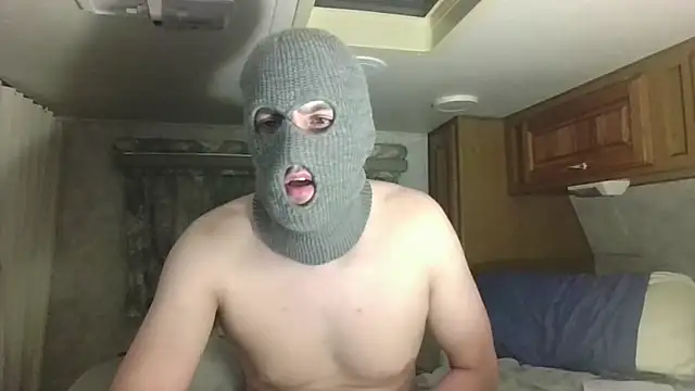 luverrboyy's Webcam Show