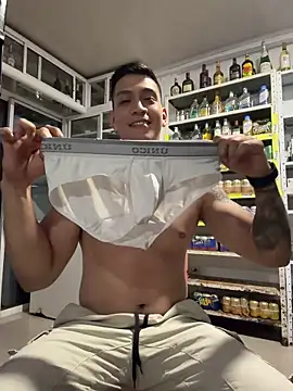 OliverWest04 Live XXX-Chat