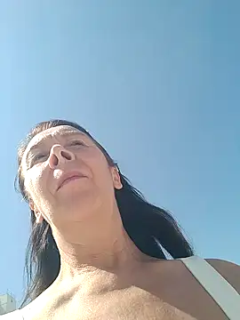 Czat XXX na żywo – Celine_Faer1