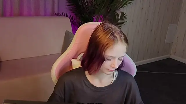 AliceJohansone XXX чат на живо