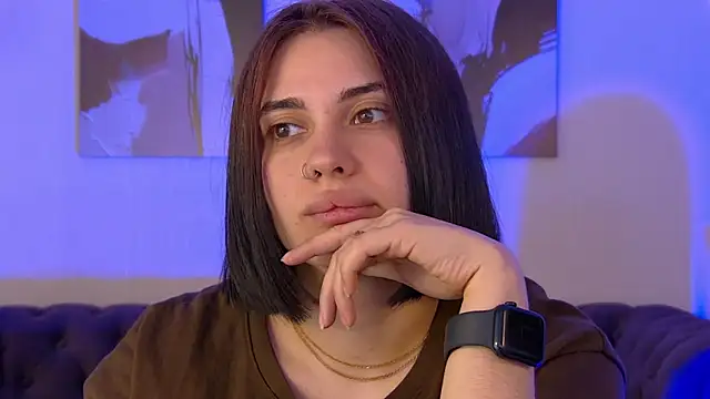 Chatroom XXX en direct de AdrianaToress