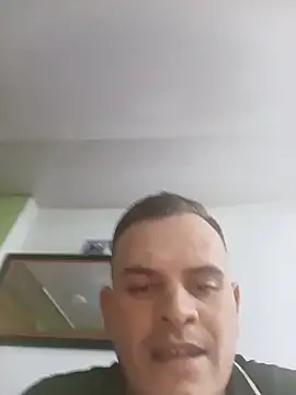 Онлайн чат XXX Edwin_Q