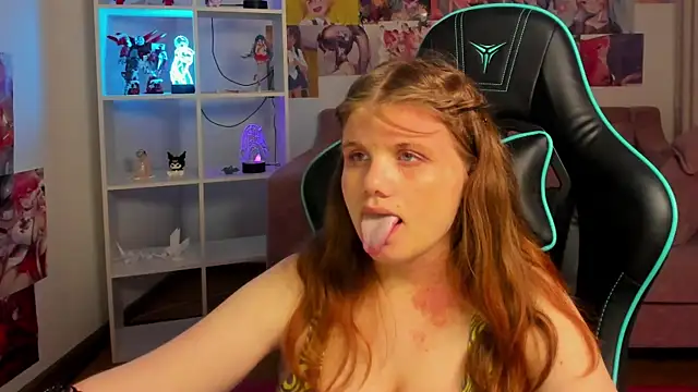 Онлайн чат XXX ChloeHalses
