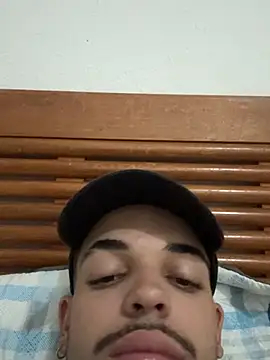 Chat +18 de caio18b ao vivo