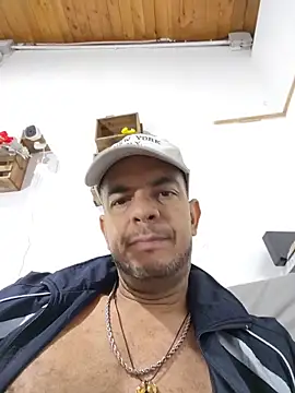 latinmartin73's Live XXX Chat