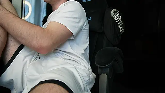 Chat XXX ao vivo de chantatummm