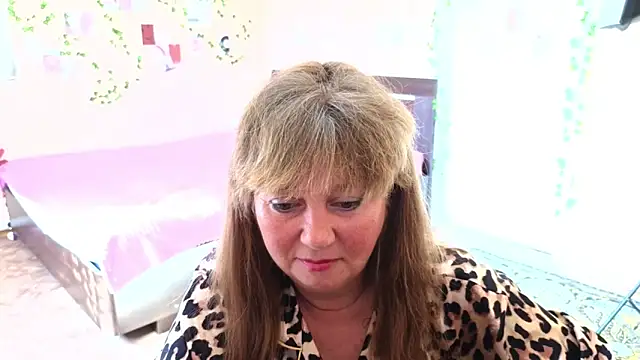XXX chat uživo modela Melania_Cook