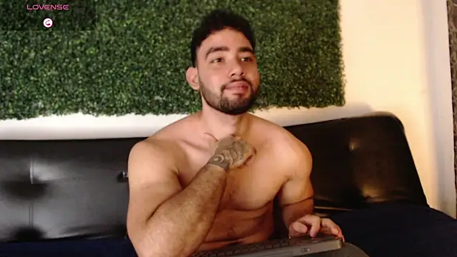 Онлайн чат XXX sam_ford_2