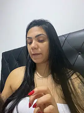 Chat XXX ao vivo de Nini_