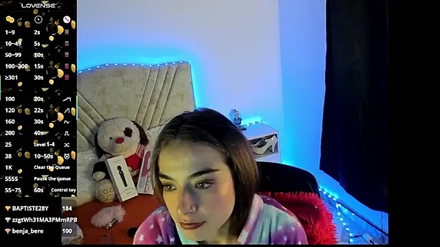 Chat +18 de Mia_Victoria22 ao vivo