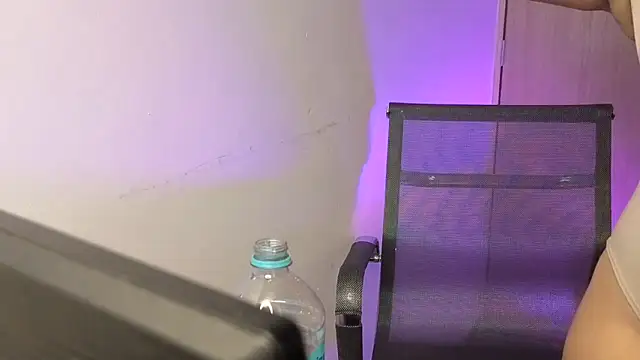 XXX chat uživo modela Abby_hernandez