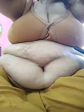 Chat +18 de ELIANA_7 ao vivo