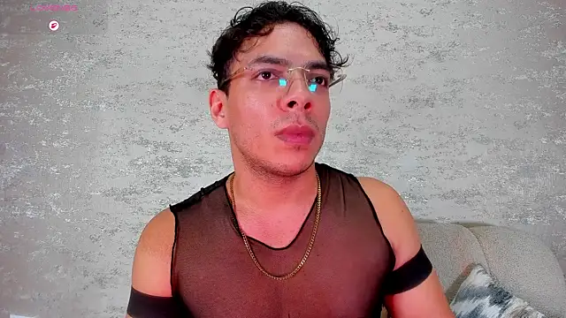 OliverWyse Live XXX-chat