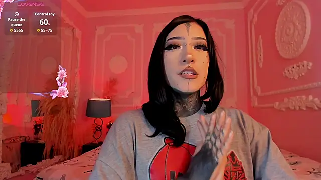 Онлайн чат XXX Kat_VonDe